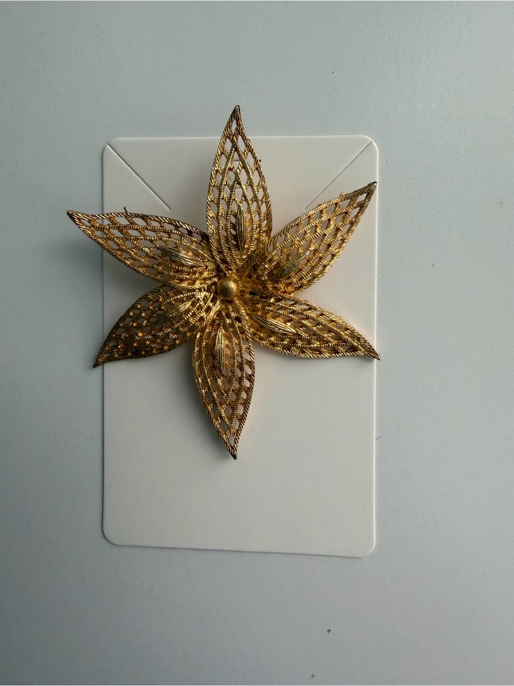 Vintage Gold Filigree Layered Sunburst Flower Brooch Pin